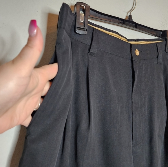 NWT Jamaica Jaxx 100% silk black flowy 9" shorts. Men's size 34 - Picture 2 of 15